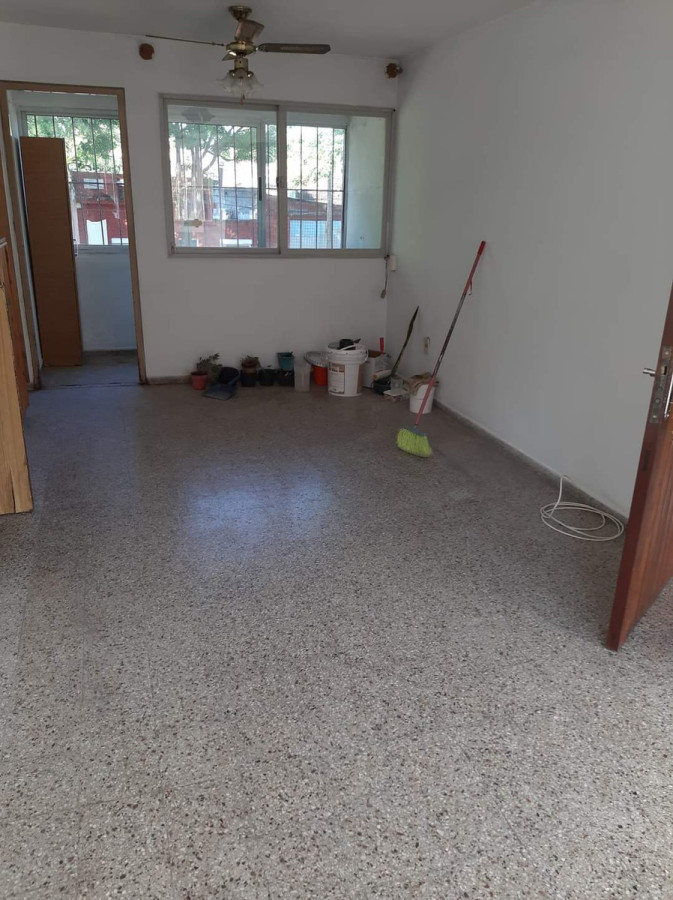 Apartamento ID.12618 - Se Vende Apartamento 3 Dormitorios Con Renta En La Teja
