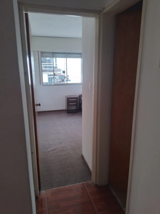 Apartamento ID.12670 - Alquiler Apartamento Amueblado 1 Dormitorio Luminoso Zona Cordón