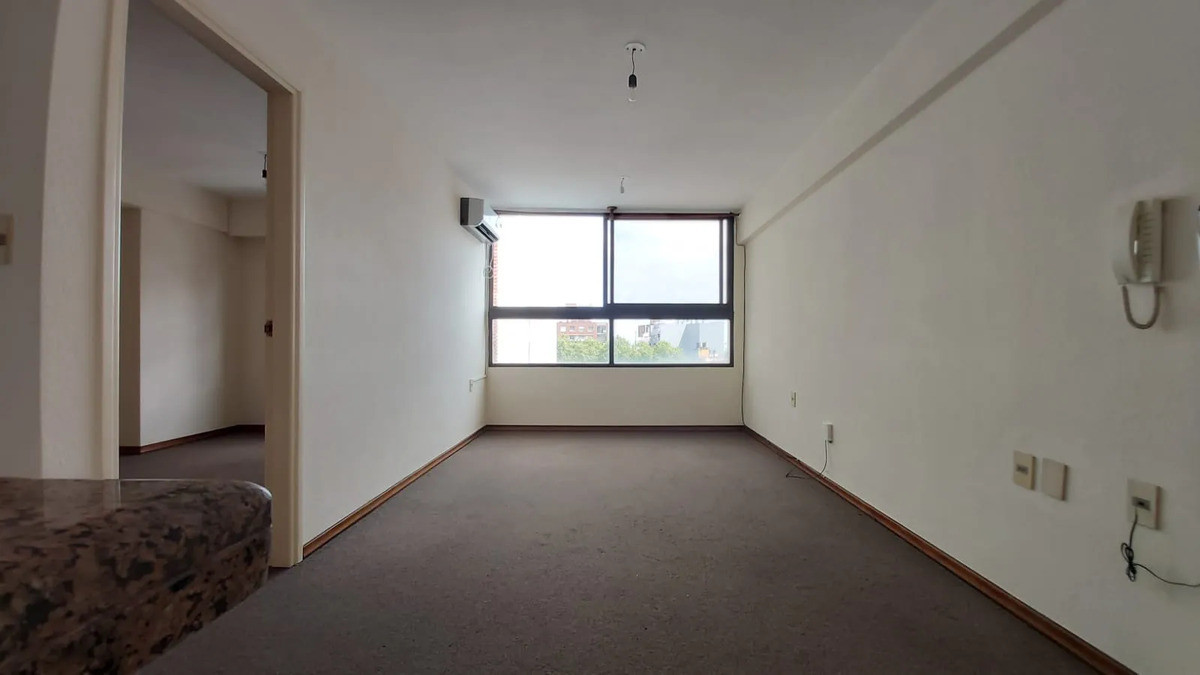Apartamento ID.12673 - Alquiler Apartamento 1 Dormitorio A Metros De Tres Cruces