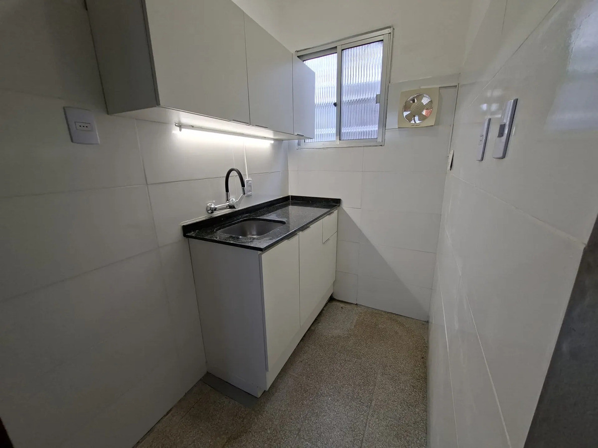 Apartamento ID.12675 - Alquiler Apartamento Reciclado 2 Dormitorios Pocitos Nuevo