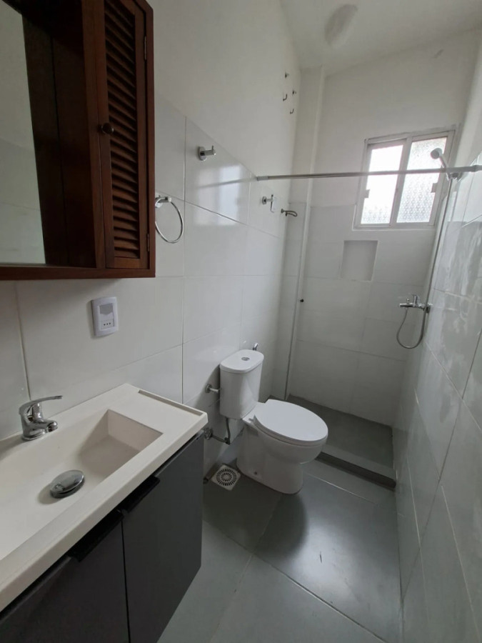 Apartamento ID.12675 - Alquiler Apartamento Reciclado 2 Dormitorios Pocitos Nuevo