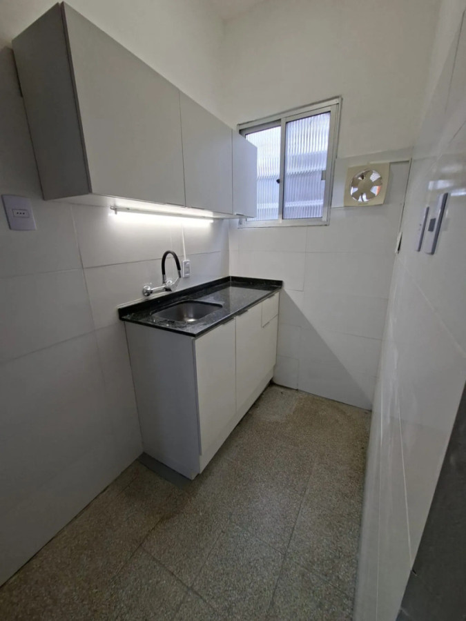 Apartamento ID.12675 - Alquiler Apartamento Reciclado 2 Dormitorios Pocitos Nuevo