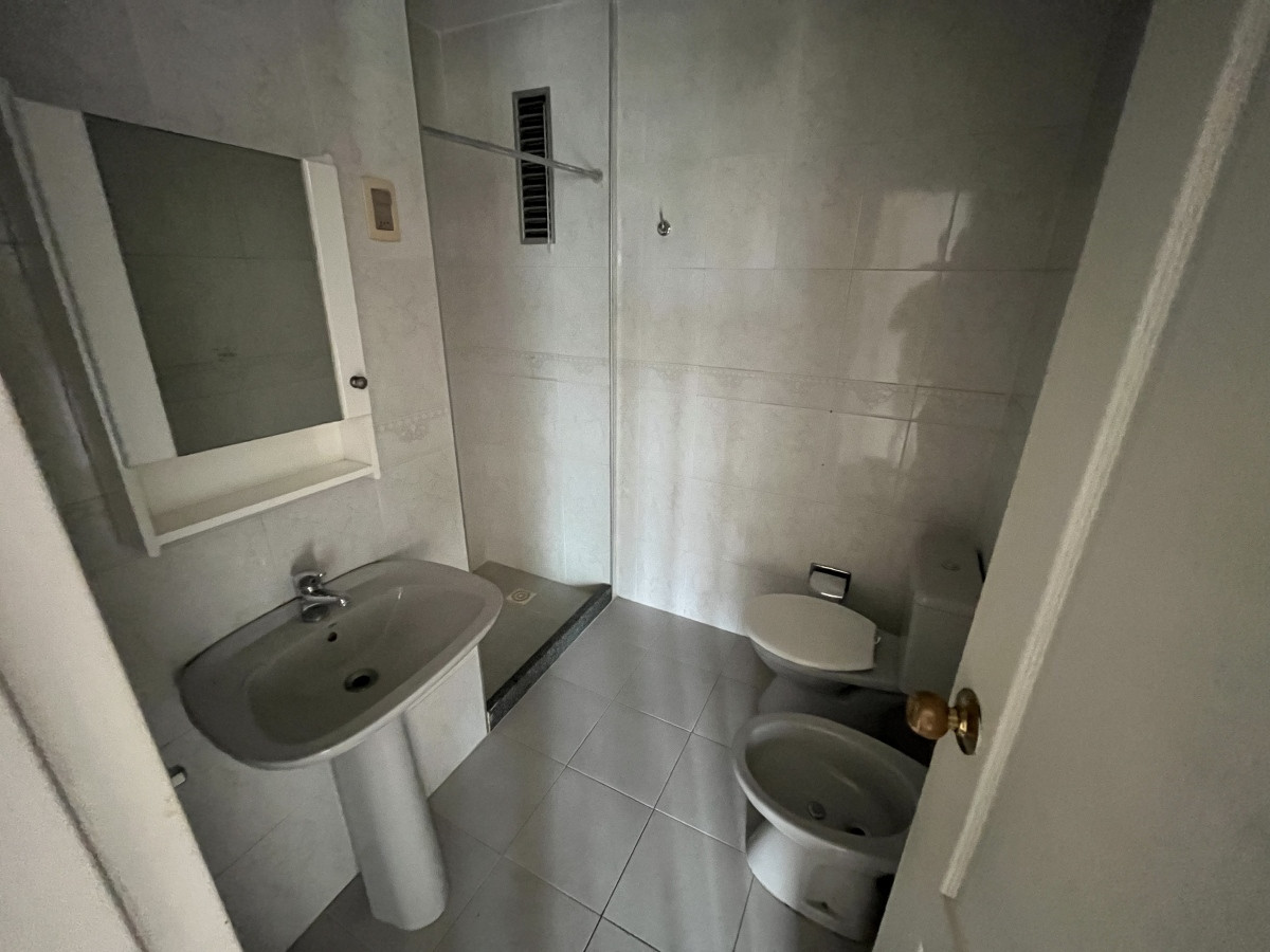 Apartamento ID.3376 - Alquiler Apartamento 2 Dormitorios Balcón En Pocitos Nuevo