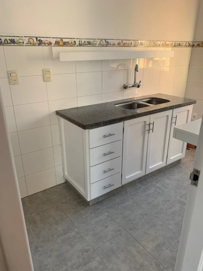 Apartamento ID.12958 - Alquiler Apartamento 1 Dormitorio Balcón Al Frente Excelente Estado En Cordón