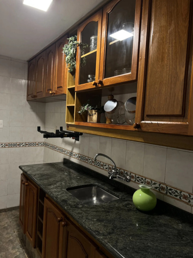 Apartamento ID.12964 - Alquiler Apartamento Semi Amueblado 3 Dormitorios 2 Baños En Cordón