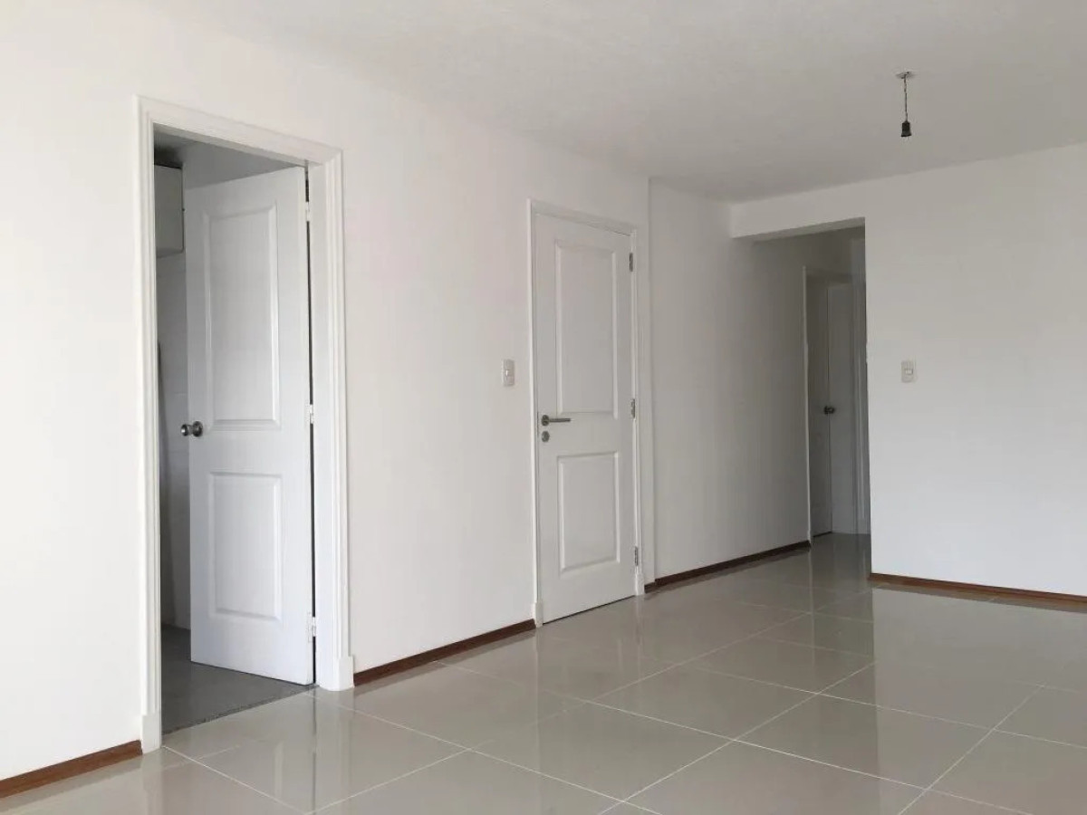 Apartamento ID.12969 - Alquiler Apartamento 2 Dormitorios 2 Baños Con Balcón En Cordón
