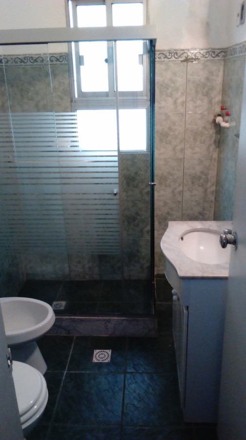 Apartamento ID.11643 - Alquiler De Apartamento 2 Dormitorios Con Balcón En Brazo Oriental 