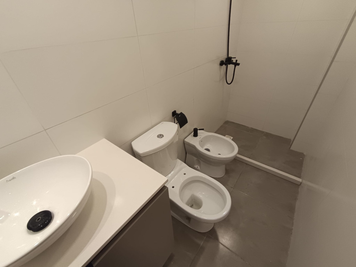 Apartamento ID.13022 - Venta Totalmente Reformado 2 Dormitorios Sin Gastos Aguada