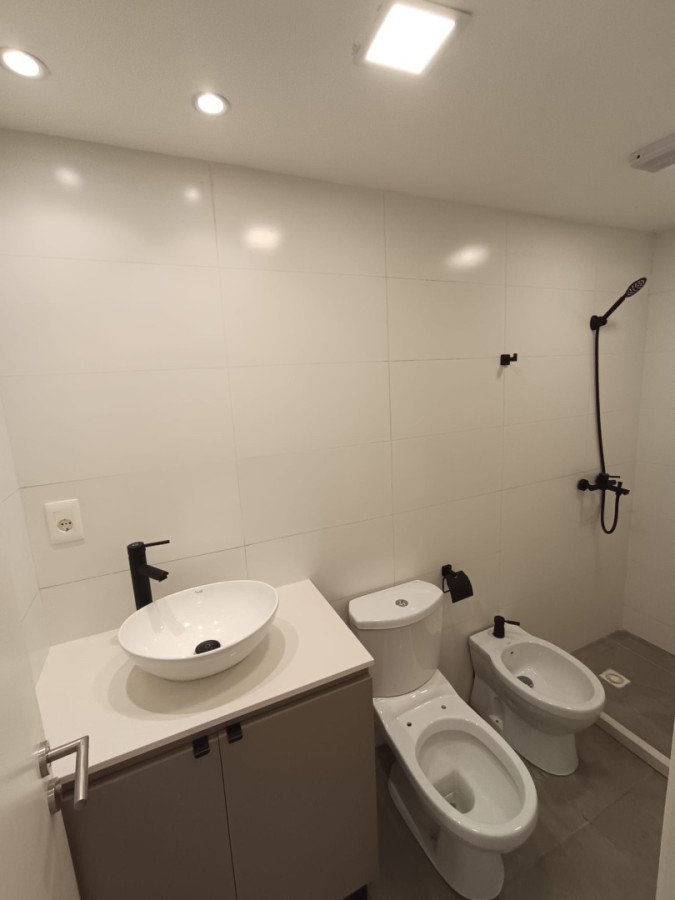 Apartamento ID.13022 - Venta Totalmente Reformado 2 Dormitorios Sin Gastos Aguada