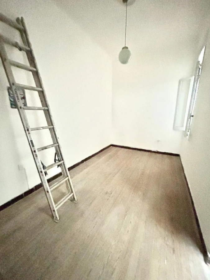 Apartamento ID.13099 - Alquiler Apartamento Reciclado De 3 Dormitorios 3 Baños En Centro