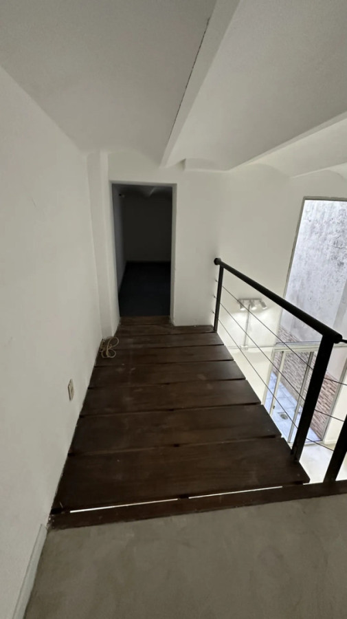 Apartamento ID.13100 - Alquiler Apartamento De 2 Dormitorios Amplio Excelente Estado En Ciudad Vieja