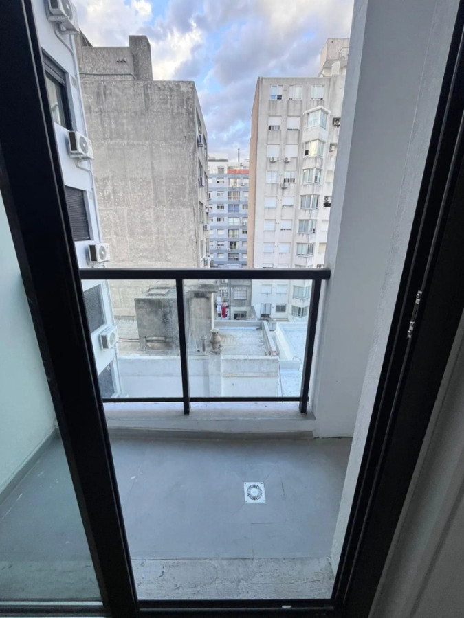 Apartamento ID.13127 - Alquiler Apartamento 1 Dormitorio Con Balcón Garaje Opcional En Cordón