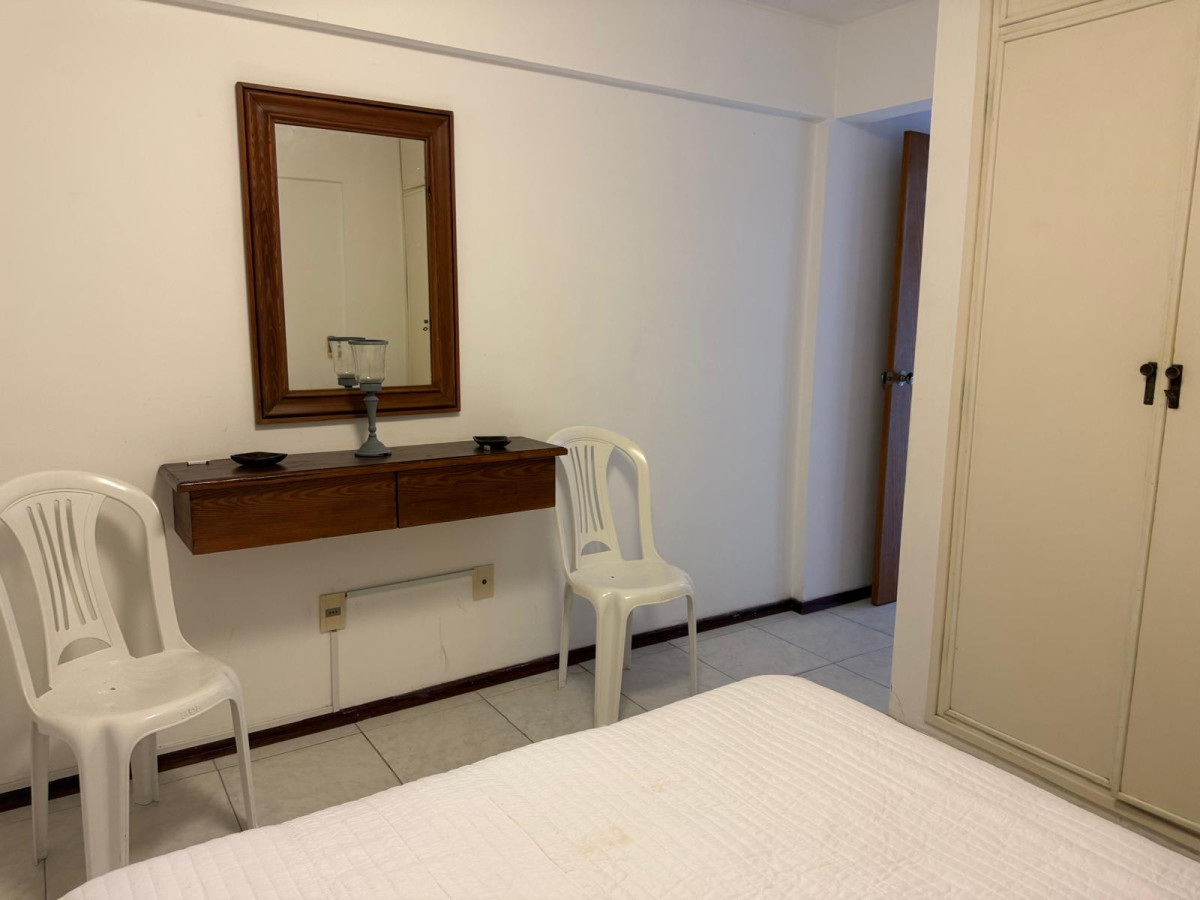 Apartamento ID.13163 - Venta O Alquiler Por Quincena Apartamento Amoblado 2 Dormitorios Garaje En Punta Del Este
