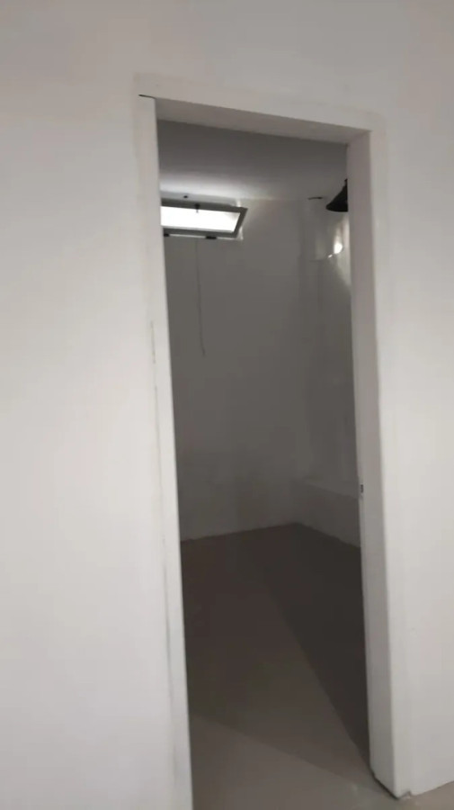 Apartamento ID.13165 - Alquiler Apartamento Remodelado A Nuevo Ubicado En Subsuelo 3 Dormitorios En La Comercial