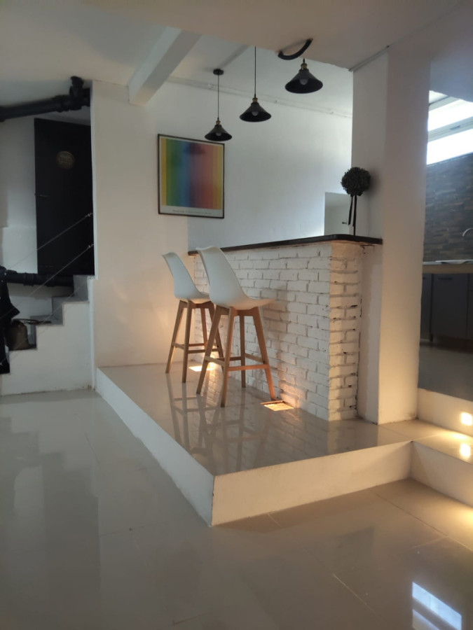 Apartamento ID.13165 - Alquiler Apartamento Remodelado A Nuevo Ubicado En Subsuelo 3 Dormitorios En La Comercial
