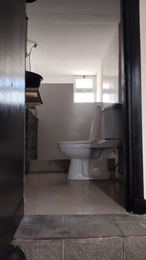 Apartamento ID.13165 - Alquiler Apartamento Remodelado A Nuevo Ubicado En Subsuelo 3 Dormitorios En La Comercial