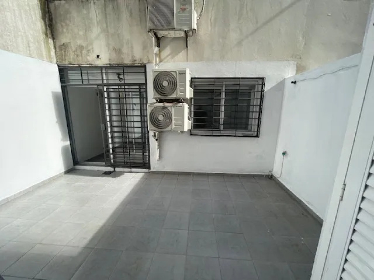 Apartamento ID.13170 - Alquiler Apartamento De 1 Dormitorio Patio Garaje En Punta Carretas