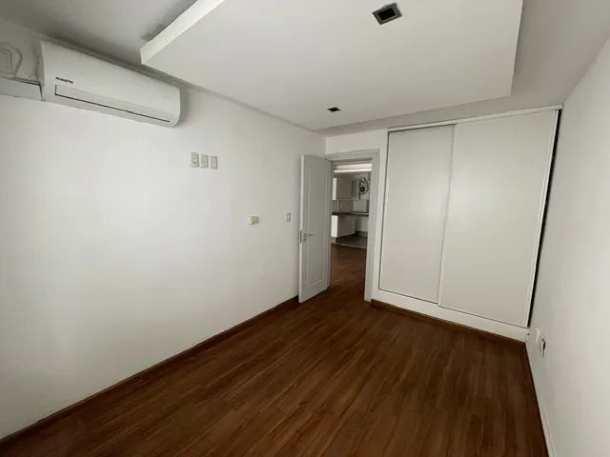 Apartamento ID.13170 - Alquiler Apartamento De 1 Dormitorio Patio Garaje En Punta Carretas