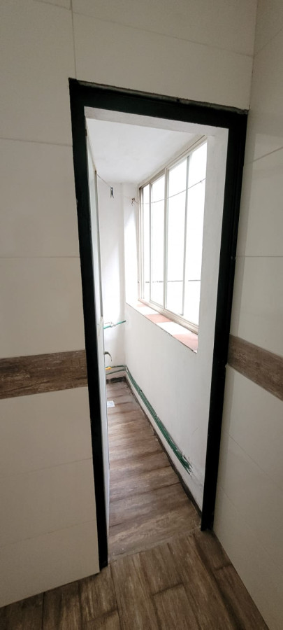Apartamento ID.13235 - Venta Apartamento Con Renta De 2 Dormitorios Al Frente En Centro
