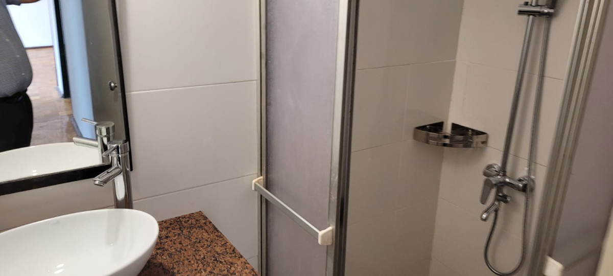 Apartamento ID.13235 - Venta Apartamento Con Renta De 2 Dormitorios Al Frente En Centro