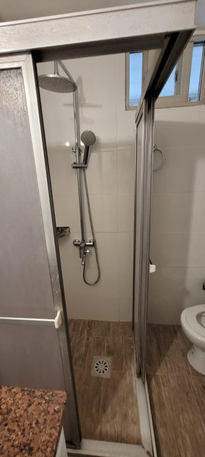 Apartamento ID.13235 - Venta Apartamento Con Renta De 2 Dormitorios Al Frente En Centro
