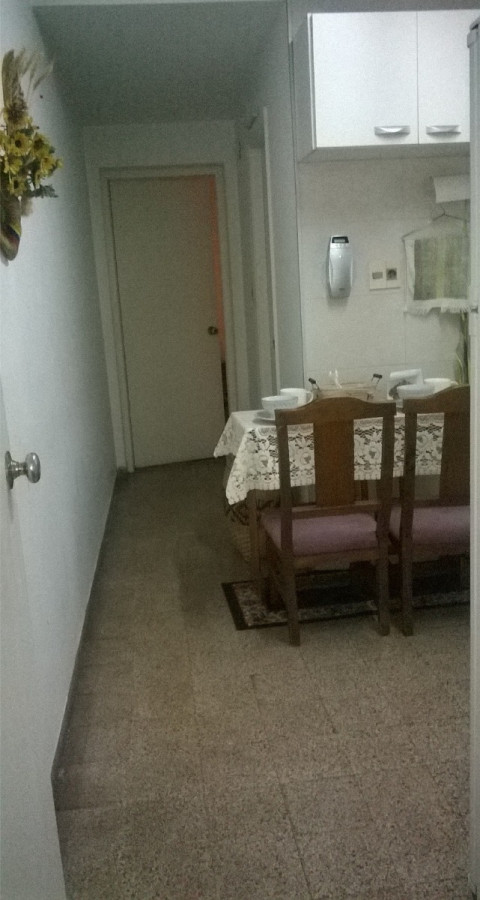 Apartamento ID.13236 - Venta Apartamento Con Renta Semiamoblado 1 Dormitorio Con Patio En Barrio Sur