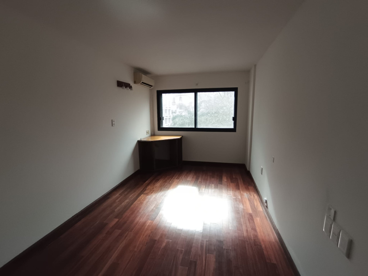 Apartamento ID.12918 - Se Vende O Alquila Monoambiente Reacondicionado Pleno Centro