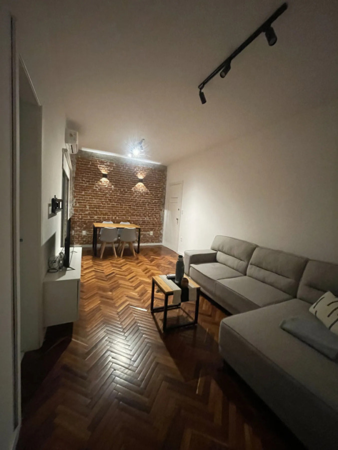 Apartamento ID.12597 - Alquiler Apartamento 2 Dormitorios 2 Patios En Pocitos