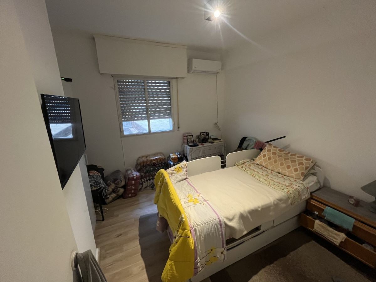 Apartamento ID.4221 - Venta Apartamento 2 Dormitorios Patio Interno Ciudad Vieja