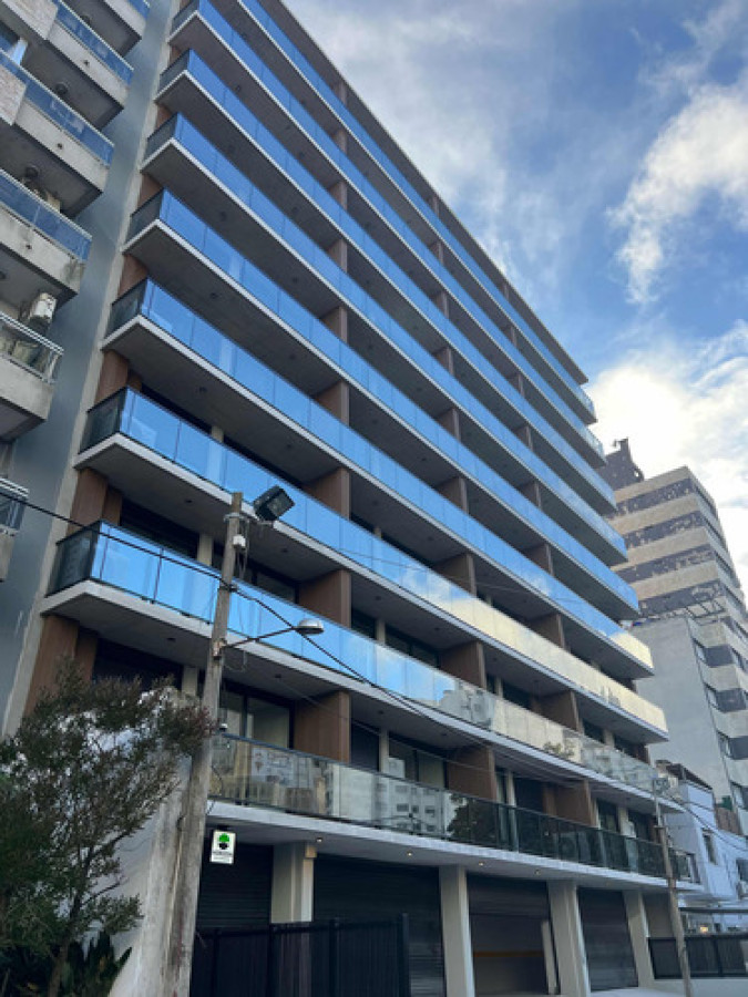Apartamento ID.10766 - Oportunidad en Pocitos !! Apto. 1 Dormitorio a 1 Cuadra De Rbla Kibon Todo A Estrenar !!
