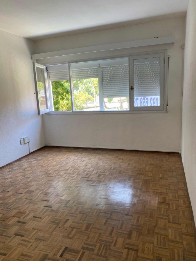 Apartamento ID.8697 - Venta De Apartamento 2 Dormitorios Mercado Modelo