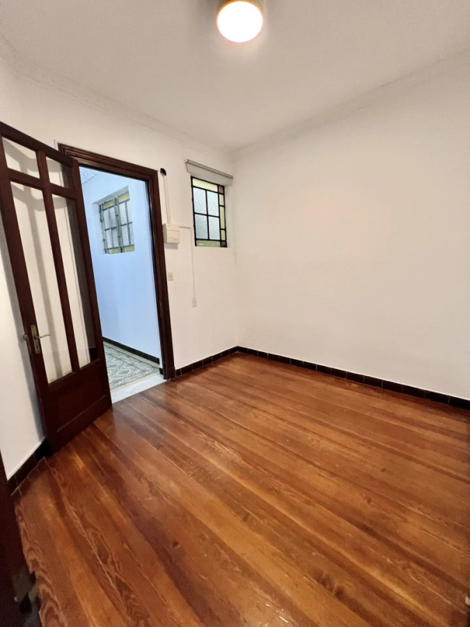 Apartamento ID.13160 - Alquiler Apartamento 3 Dormitorios 2 Baños Con Patio En Cordón