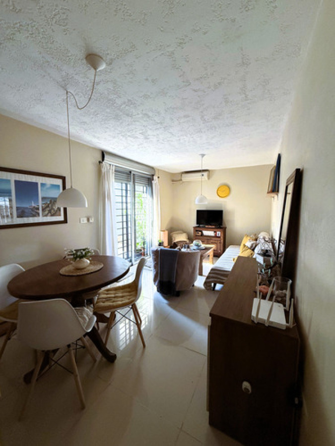 Apartamento ID.10234 - Venta Apartamento 1 Dormitorio Con Renta Planta Baja Patio En Parque Batlle