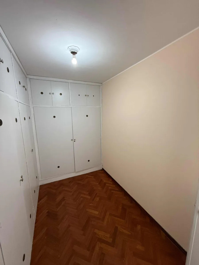 Apartamento ID.9600 - Hermoso Apartamento De 2 Dorm En Centro