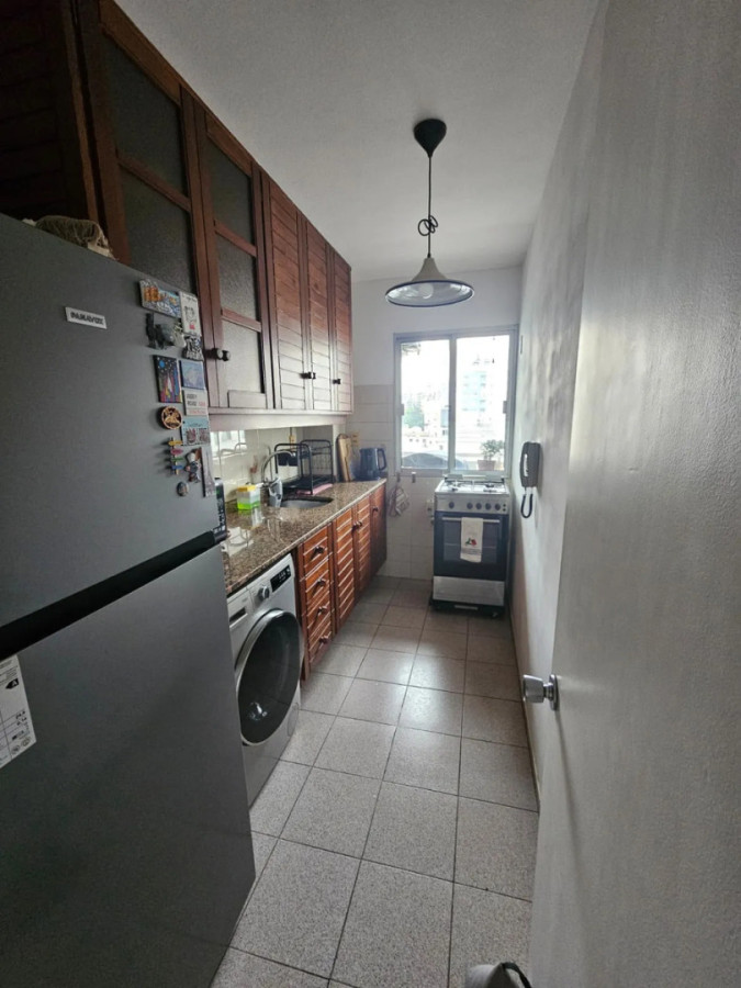 Apartamento ID.12993 - Alquiler Apartamento De 2 Dormitorios 2 Baños Amplio Y Luminoso En Cordón