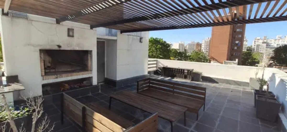 Apartamento ID.9749 - Hermoso Apartamento En Pocitos De Un Dormitorio Y Gran Terraza Con Parrillero