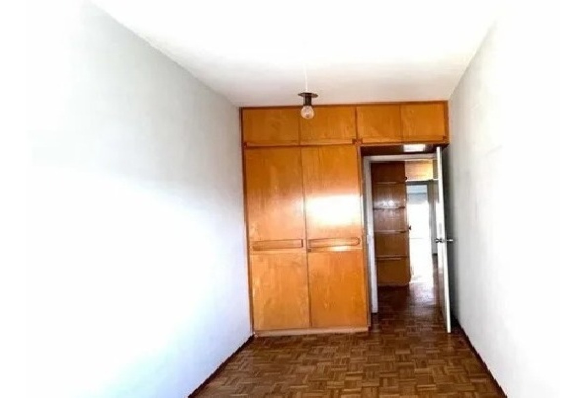 Apartamento ID.220 - Apartamento en Venta Centro 3 Dormitorios y Garaje