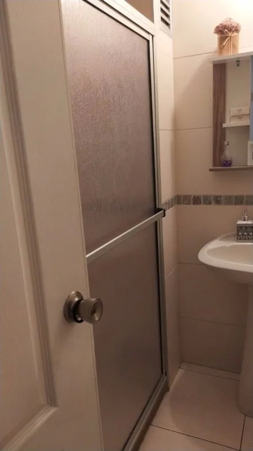 Apartamento ID.710 - Apartamento 1 Dormitorio Con Cochera Y Balcón En Centro