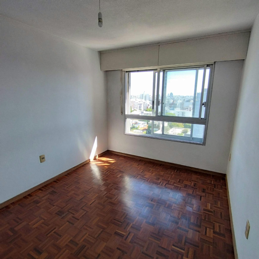 Apartamento ID.13131 - Alquiler Apartamento 1 Dormitorio En Pocitos Nuevo Casi Nuevo