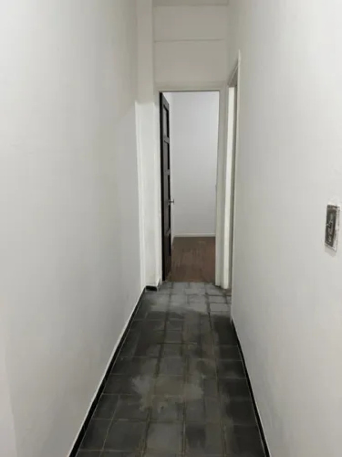 Apartamento ID.9946 - Venta Apartamento De 2 Dormitorios En Centro