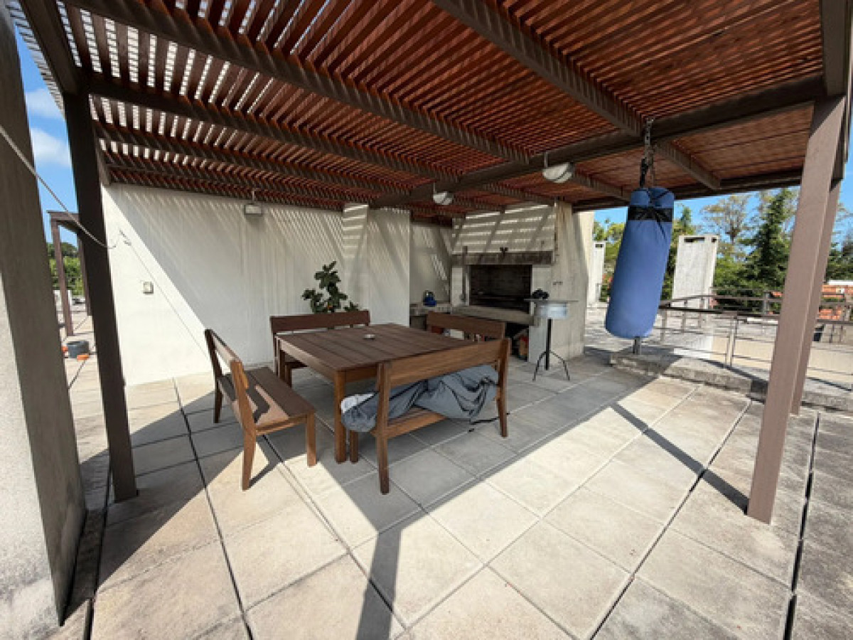 Apartamento ID.11775 - Alquiler de apartamento 2 dormitorios en Carrasco