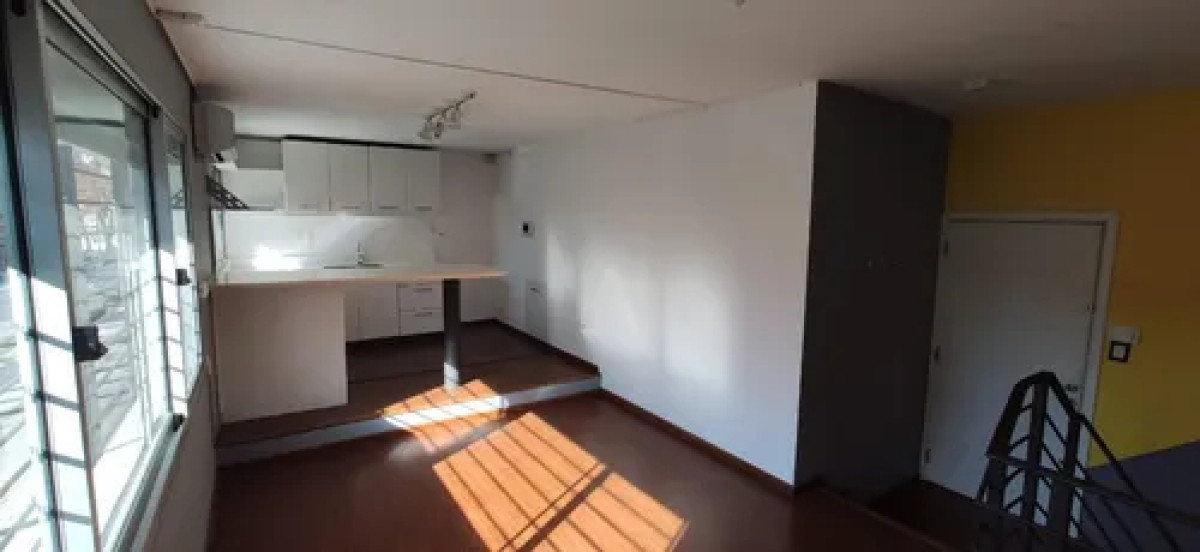 Apartamento ID.9749 - Hermoso Apartamento En Pocitos De Un Dormitorio Y Gran Terraza Con Parrillero