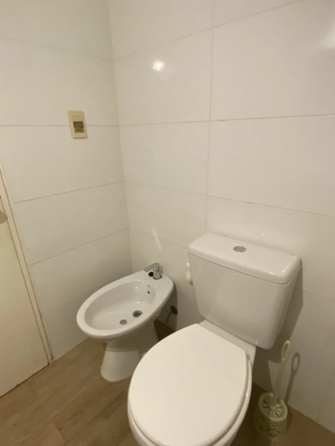 Apartamento ID.11927 - Alquiler de monoambiente en Pocitos