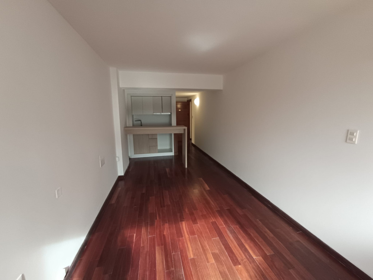 Apartamento ID.12918 - Se Vende O Alquila Monoambiente Reacondicionado Pleno Centro