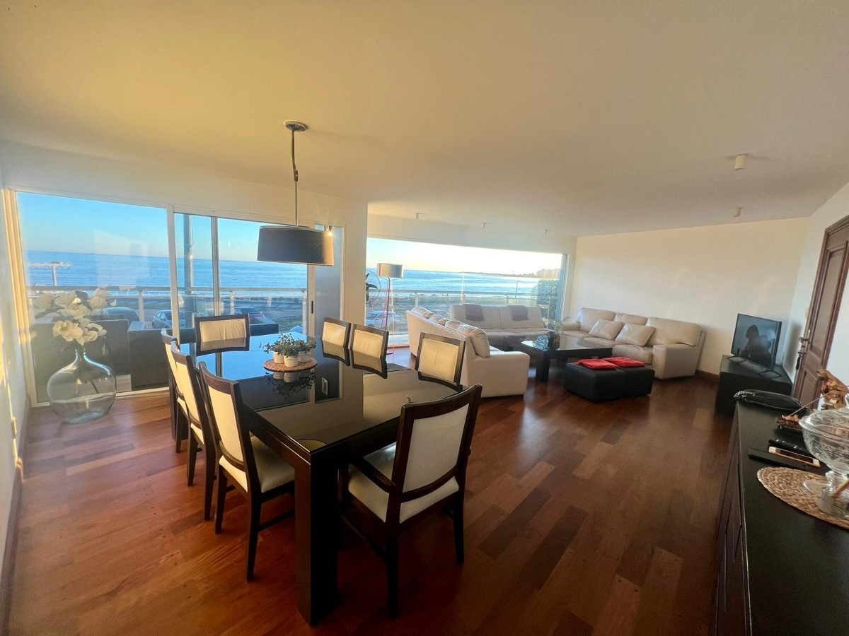 Apartamento ID.3939 - OPORTUNIDAD! HERMOSO APTO 3 DORM, 4 BAÑOS Y 2 GARAJES EN PUERTO DEL BUCEO!