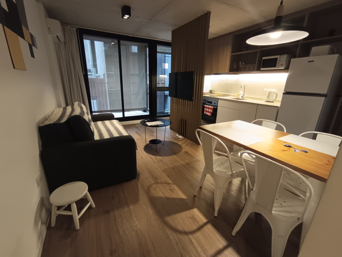 Apartamento ID.12874 - A La Venta Apartamento Casi A Estrenar Centro Cochera 1 Dorm