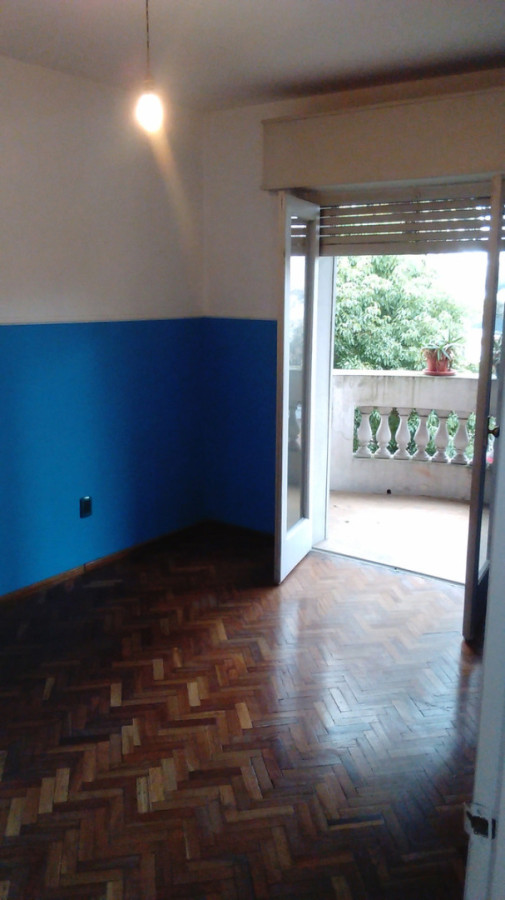 Apartamento ID.11643 - Alquiler De Apartamento 2 Dormitorios Con Balcón En Brazo Oriental 