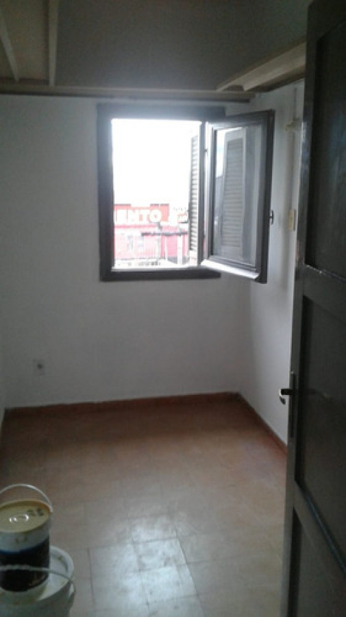 Apartamento ID.10198 - Alquiler Apartamento 2 Dormitorios Curva Maroñas, Frente A Supermercado Disco