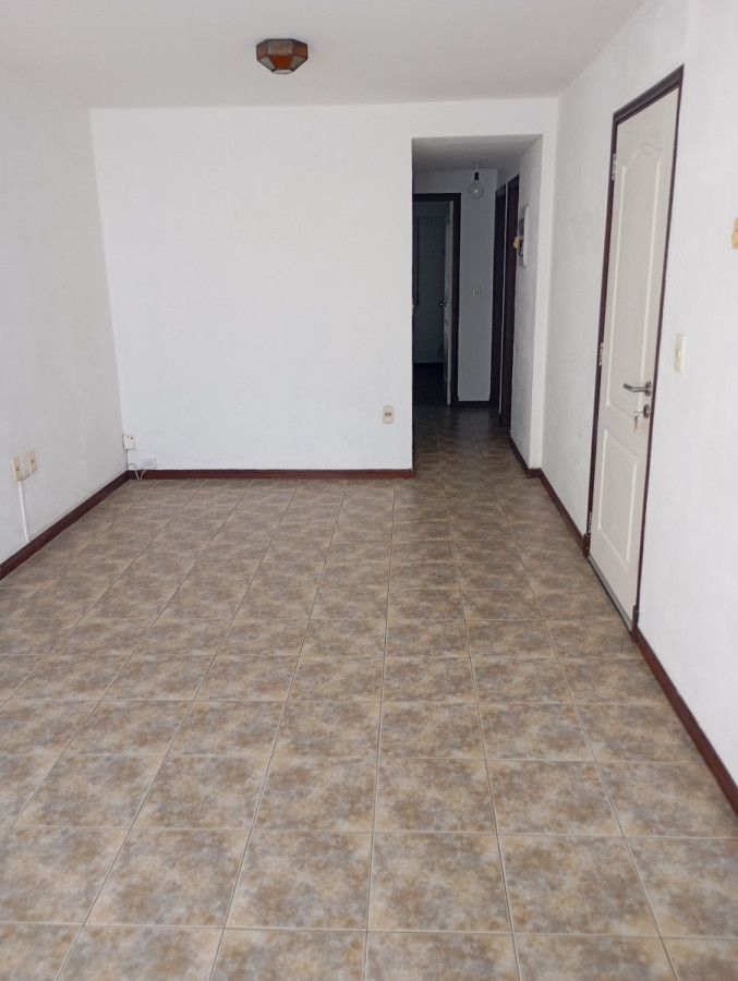 Apartamento ID.8745 - Alquiler De Apartamento De 2 Dormitorios Calefaccion Malvin