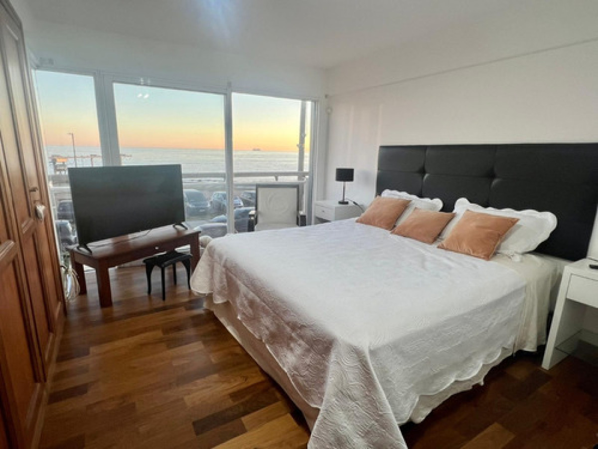Apartamento ID.3939 - OPORTUNIDAD! HERMOSO APTO 3 DORM, 4 BAÑOS Y 2 GARAJES EN PUERTO DEL BUCEO!